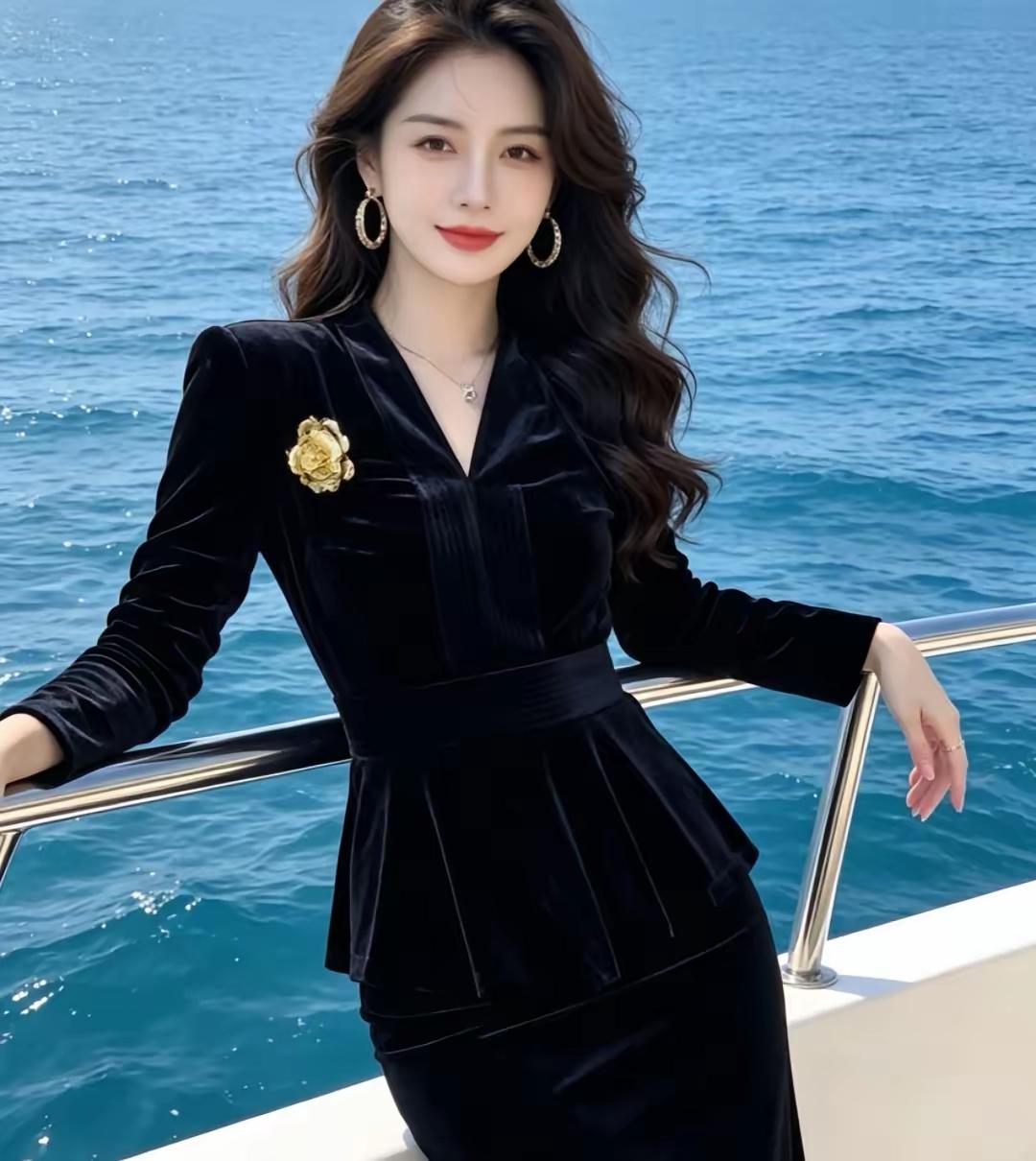 优雅黑裙，海风轻拂，浪漫海岛游
