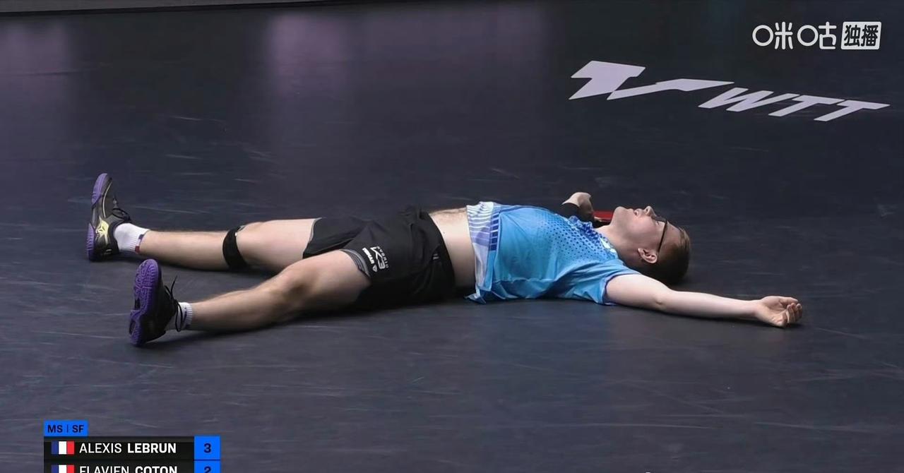 围观吧[吃瓜群众]，
今晚十点，大小勒布伦🇫🇷的男单决赛！
刚刚，2025W