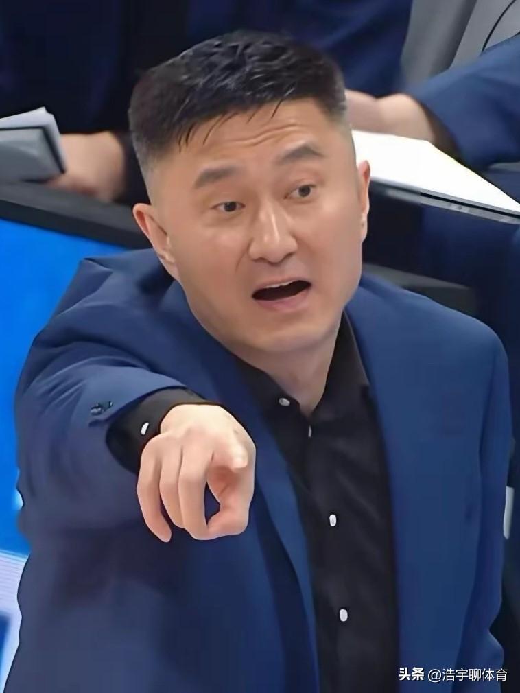 随着杜锋下课，杜润旺签约南京同曦，广东队开启更换阵容，朱芳雨还有大动作。
随着执