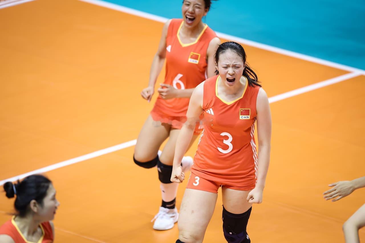 2025年U21女排世锦赛5-6名决赛中国女排vs波兰女排  第三局：25-23