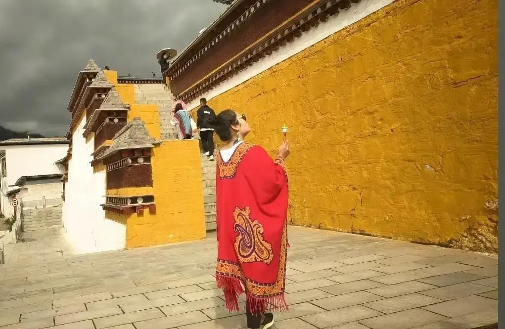 怼人不带脏字歇后语。

可不带脏字，也不等于说出来就不伤人。这些歇后语的妙处，是
