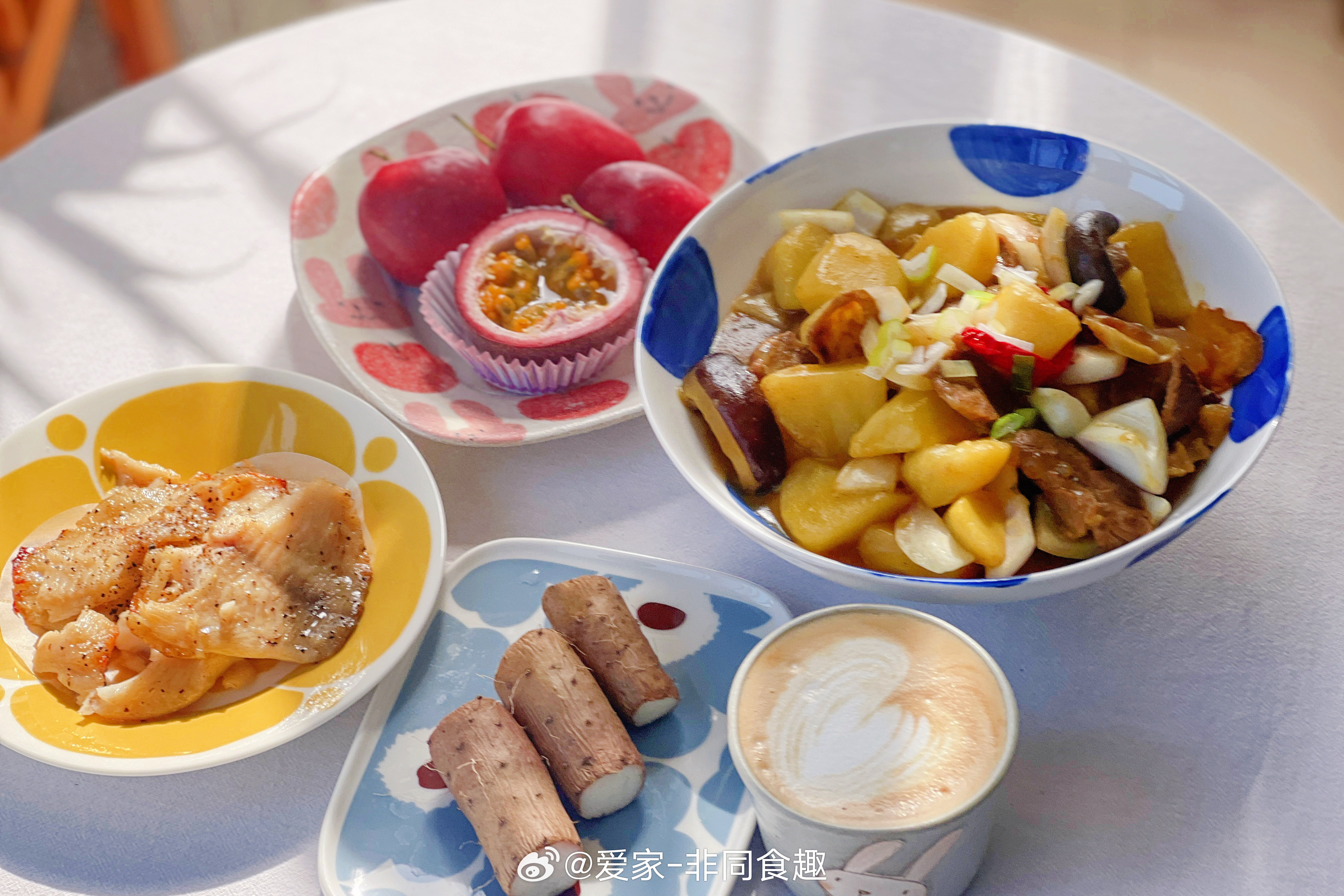 爱家非同食趣 伪减脂餐2349Day周2好降温啦☀️但太阳很足☕️奶泡又打薄了好
