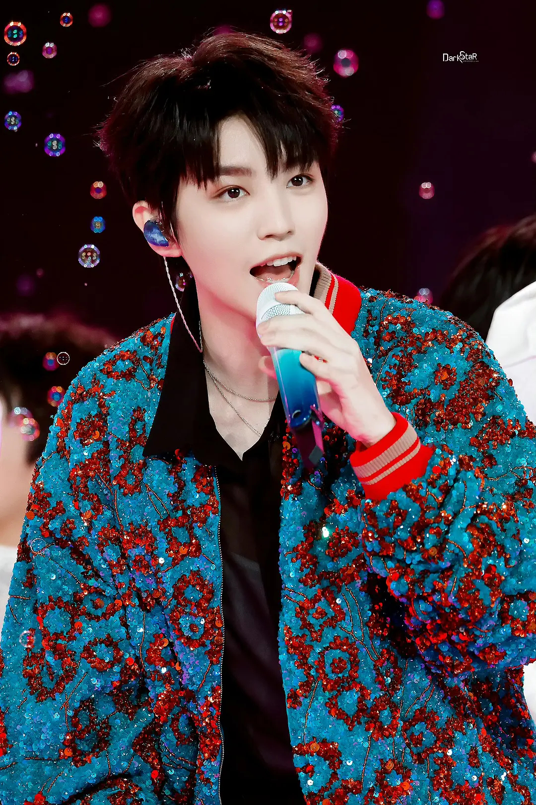 王俊凯状态这么好吗 