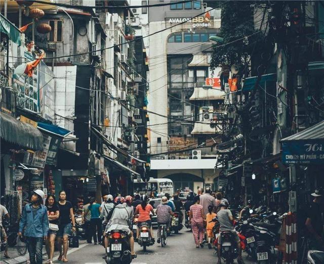 越南为何被称为中国最优秀的学生？两国发展道路有何独特联系与启示！
1802年初夏