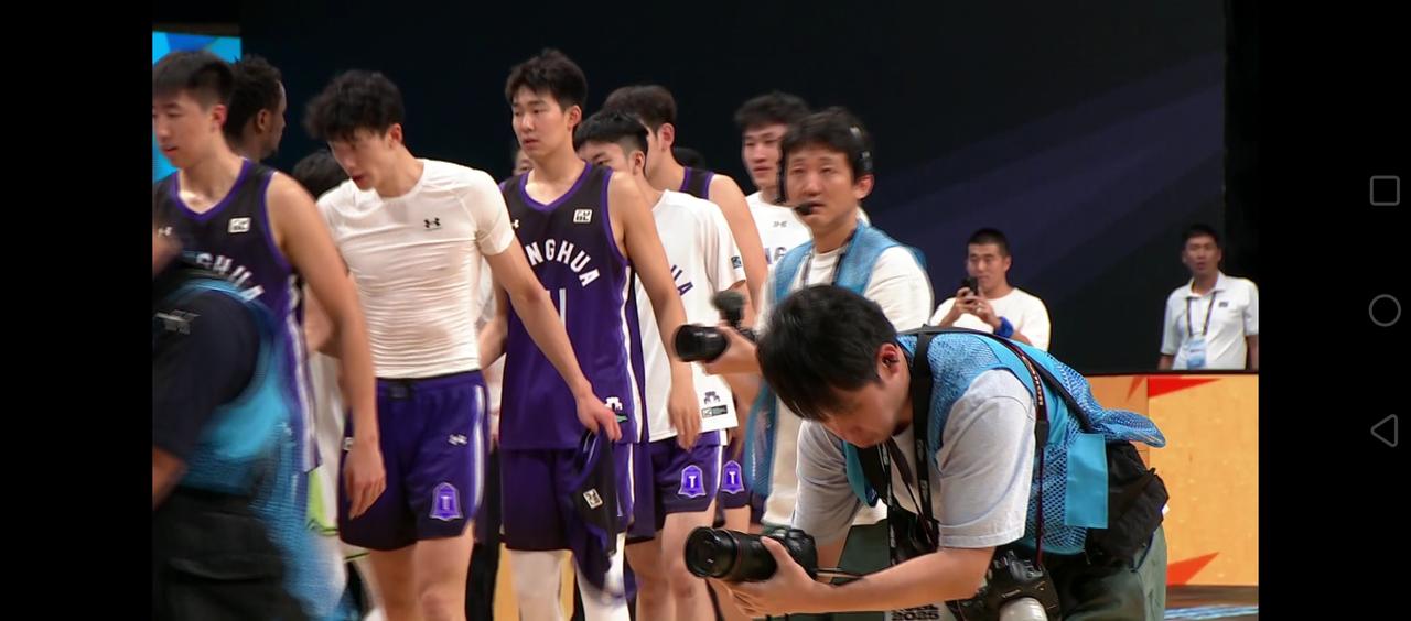 清华大学男篮死里逃生！惊天大逆转！战胜韩国建国大学队，挺进四强！石奎太牛B了！[