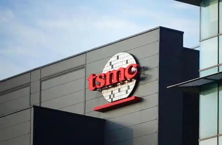 应该立即断供稀土！
 
对台积电无需再讲任何情面。
 
现在，台积电在美国暗示之