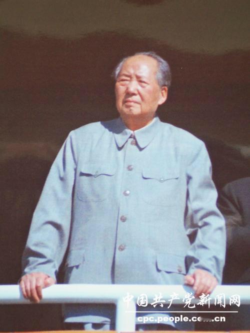 下联：运筹帷幄打天下。