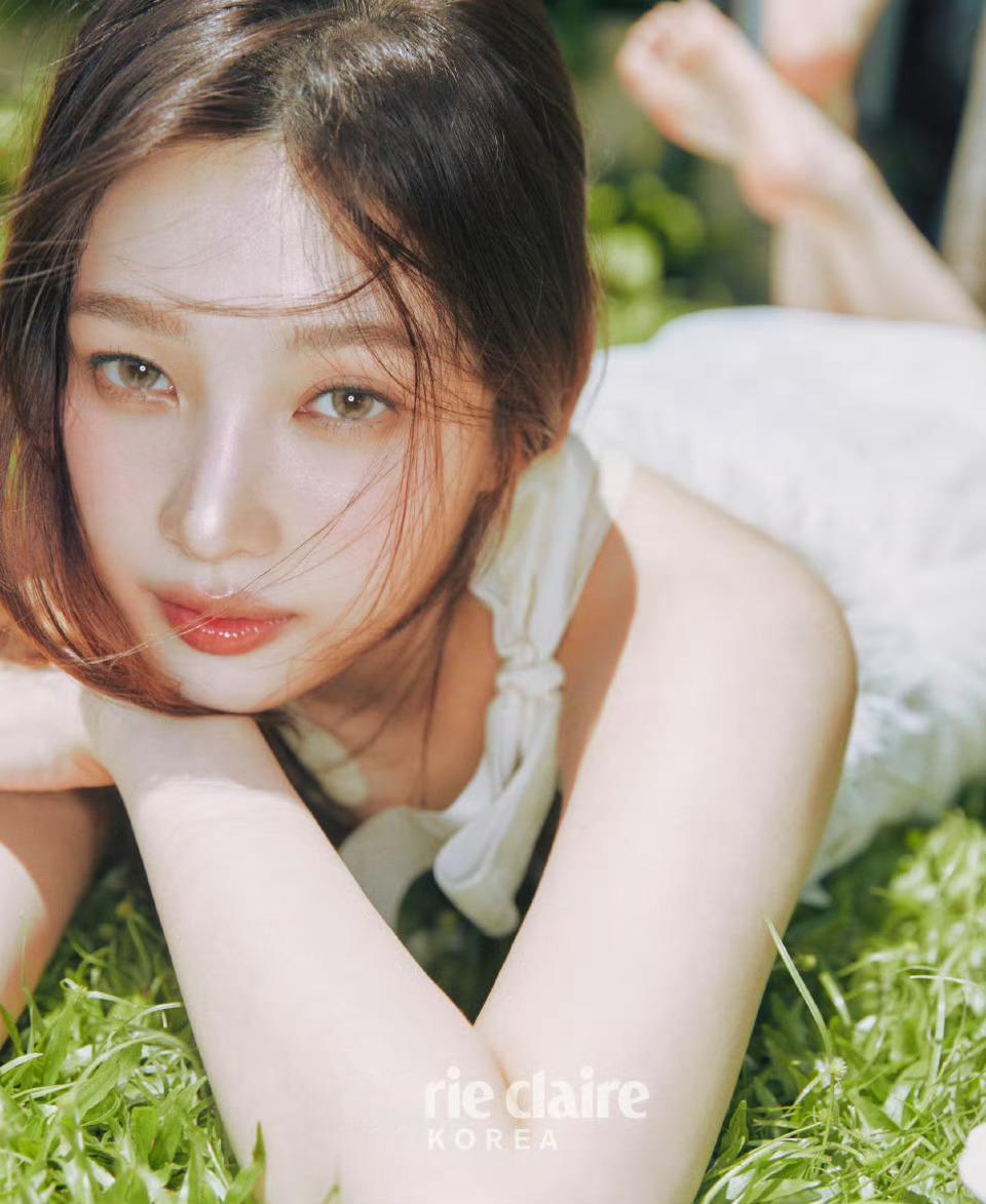 朴秀荣 MarieClaire Korea ​​​
