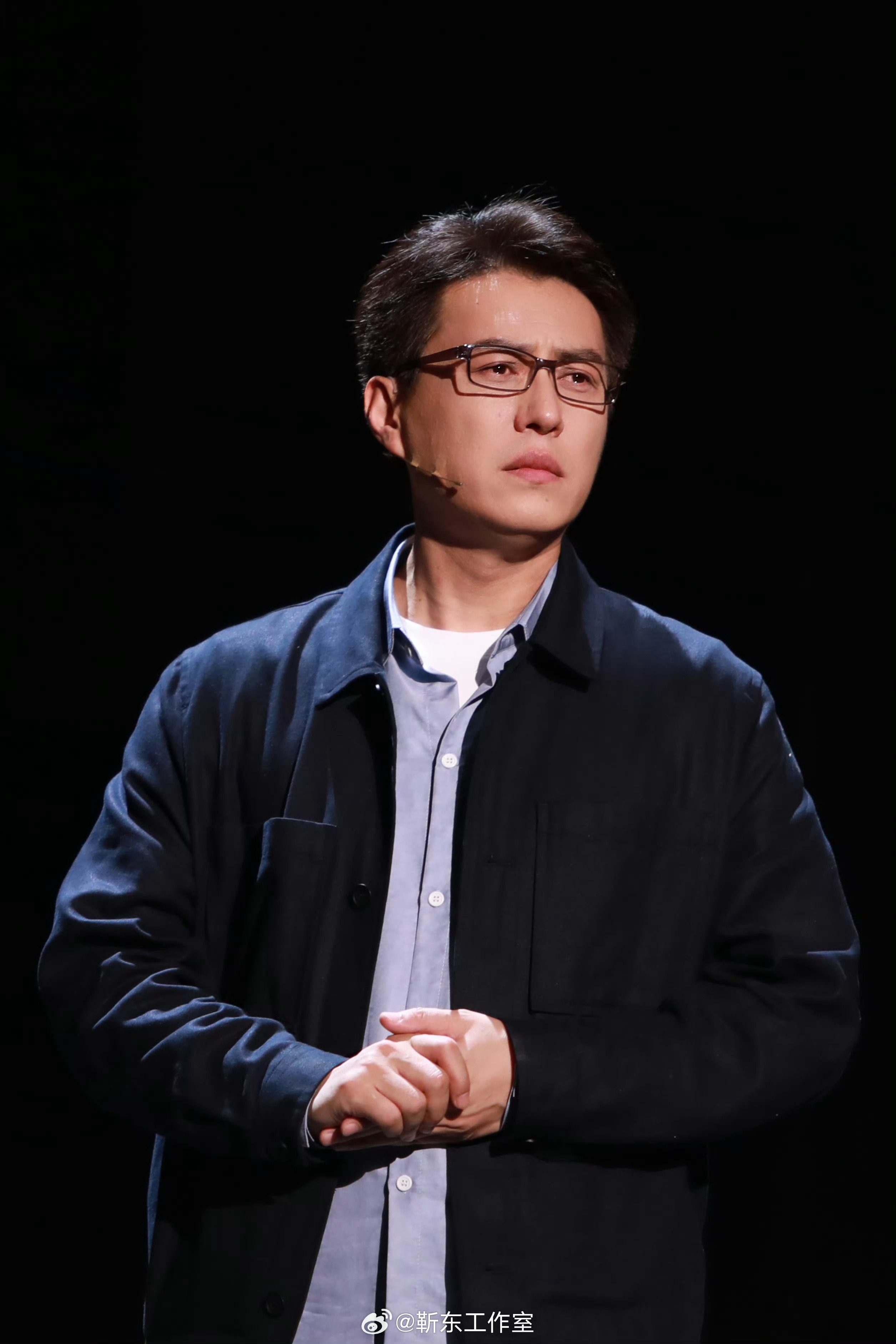 靳东[超话] [太开心]全世界最好的靳东超话[超话]    [哇]早上好亲爱的小