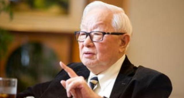 台积电创始人张忠谋，受访时再次语出惊人：“我真的认为，我的国家—— 美国 ，仍然