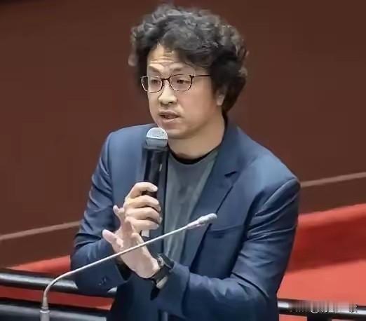 沈伯洋是真的怕了！
看来，大陆的“精准外科手术”真的动了他的奶酪，疼了，自然就叫