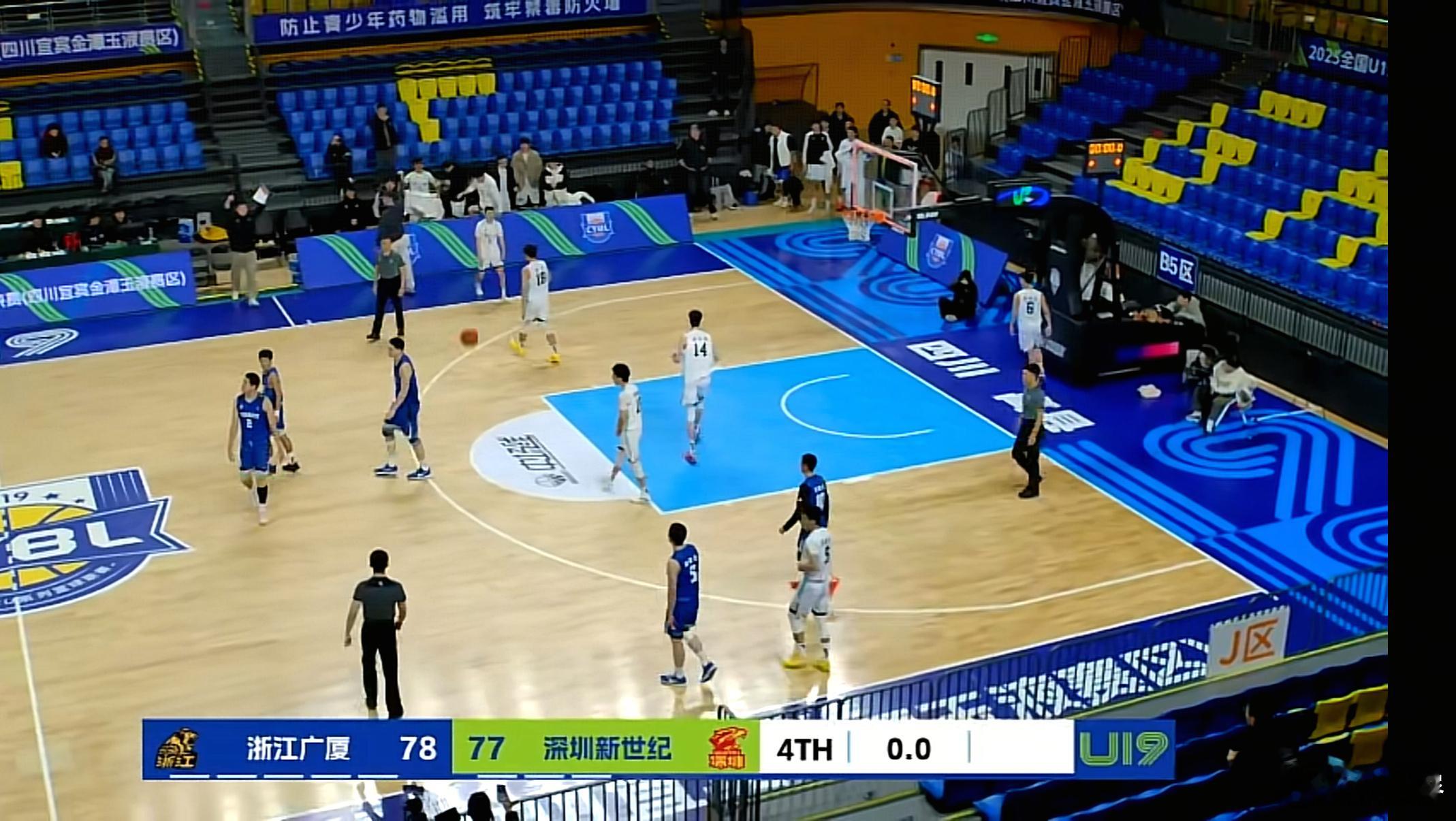 侯孟泽篮下关键得分杀死比赛，广厦青年队赢了。收摊，看CBA辽宁vs上海。 