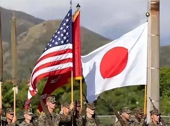俄罗斯曾说得很直白：中国要打日本，要么一击毙命，要么就别动手。日本没有战略纵深，