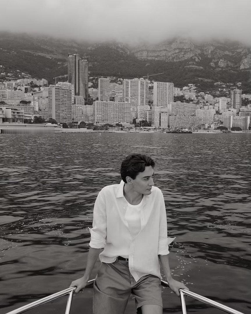 GeorgeRussell 登上“Gentleman‘s Journal”杂志电