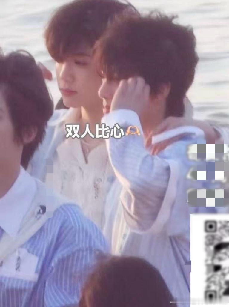 tg恒铭外拍甜蜜比心 