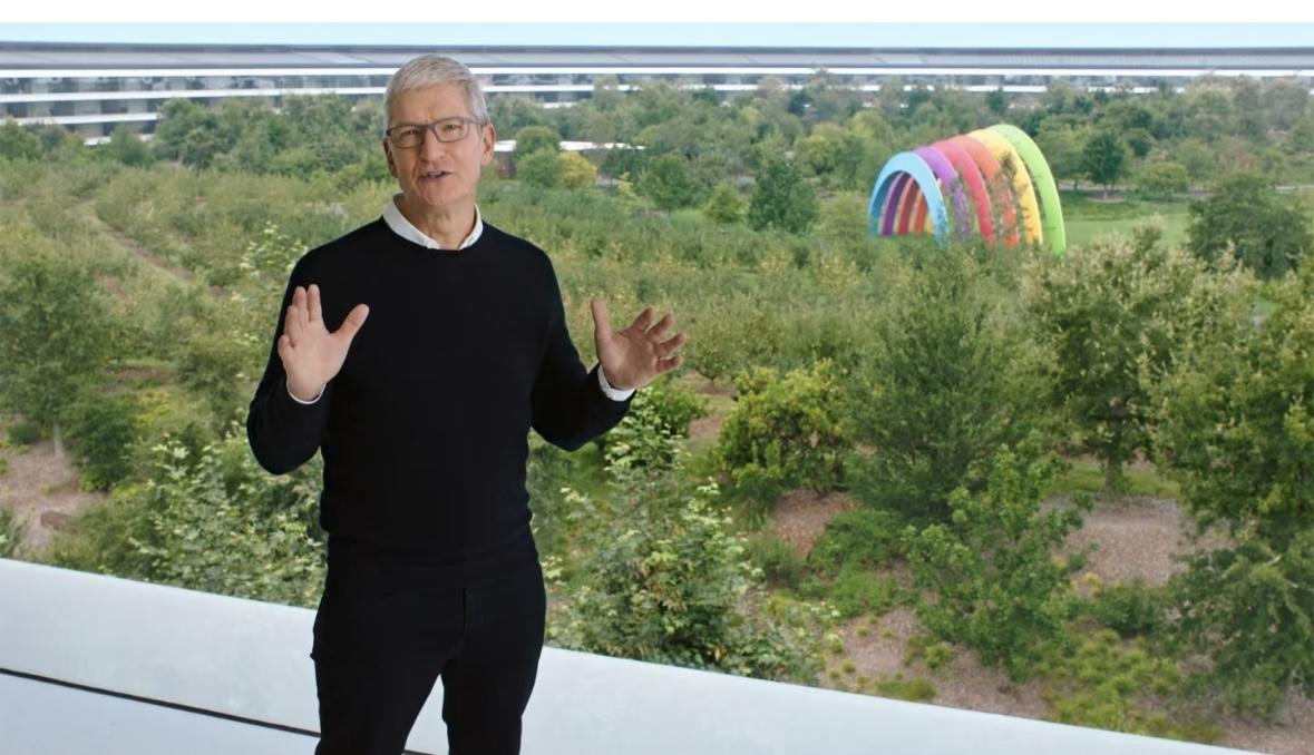 2025 全年，苹果营收突破 4350 亿美元（约合人民币31071.62亿元）