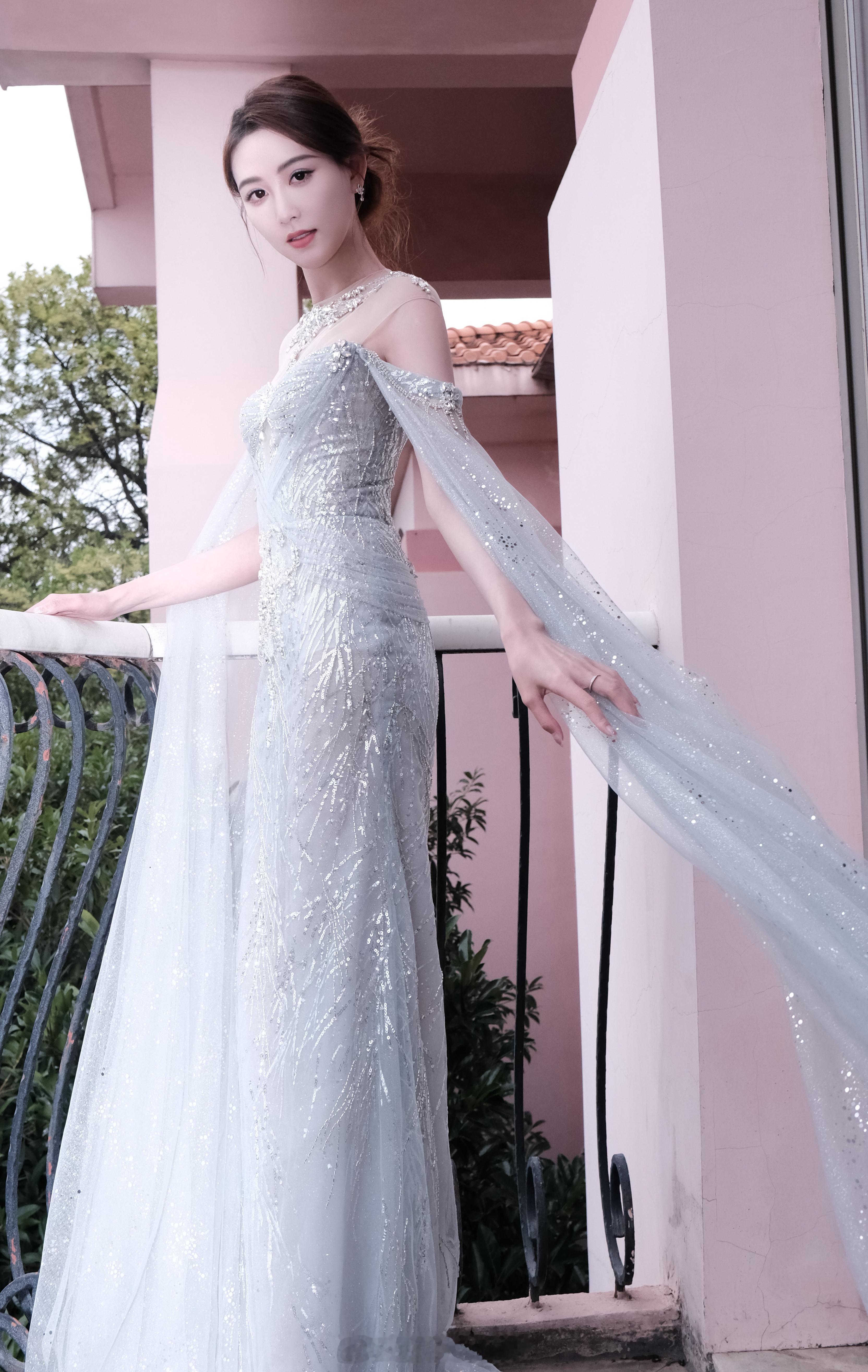 李丹儿在复制粘贴的时代，你是手写的诗