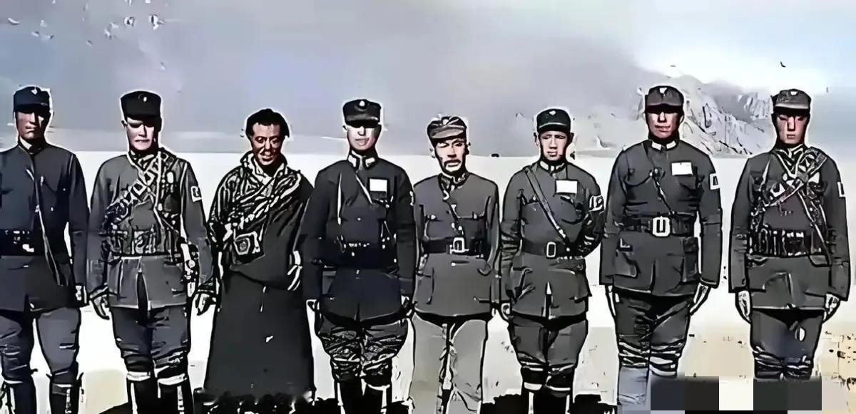 1950年，解放军接管新疆边境一哨所，发现8名国军已经驻守4年，因为国民党溃败，