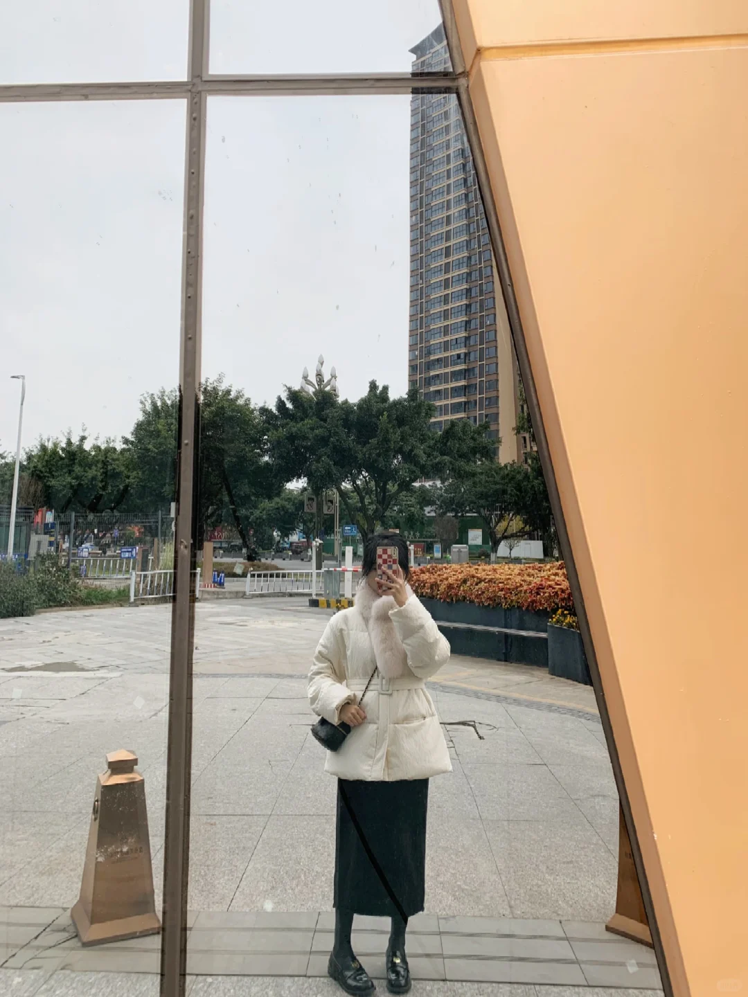 啊啊啊姐妹们配裤子还是裙子好看！！