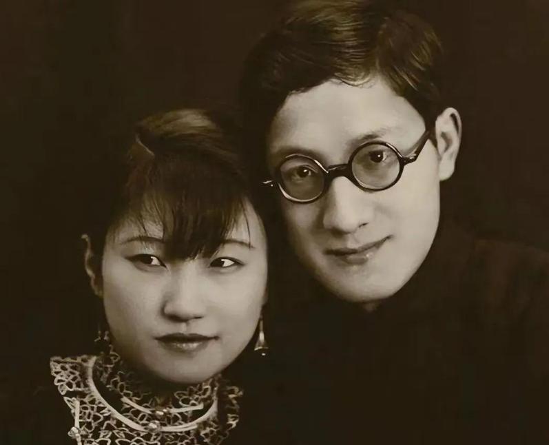 那日，陆小曼身体不适，可王庚坚持同房，陆小曼因过于疼痛而求饶，王庚却说：“这是你