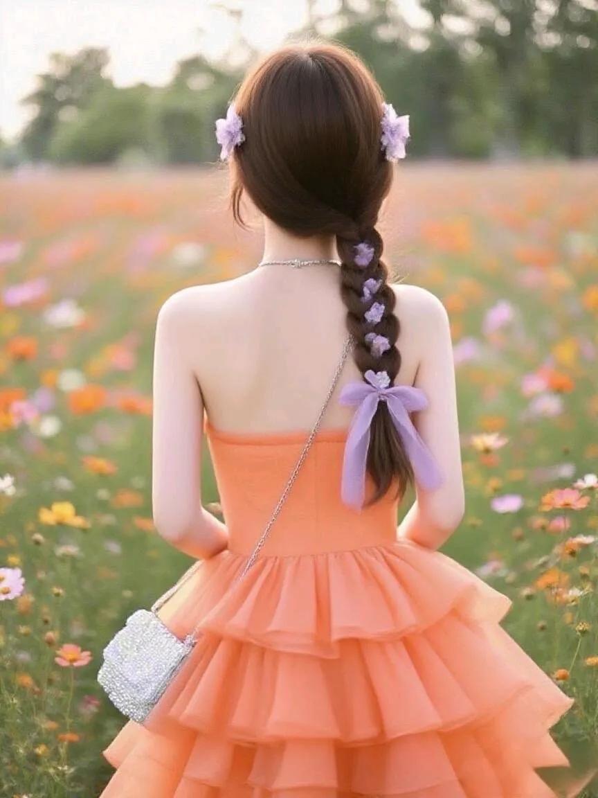 梦幻花海中的少女