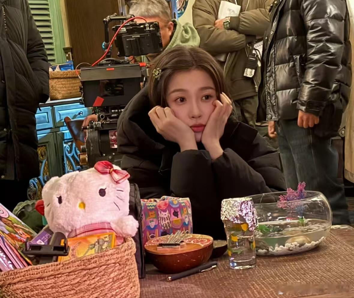 虞书欣卷毛小鬼 别人吸猫，我吸虞书欣，这可爱谁能拒绝啊！ 