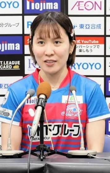 神奈川队长平野美宇，最终扛下了比赛，她决胜盘1-0拿下早田希娜，那一刻喜极而泣，