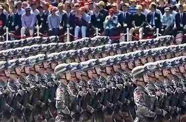 现在不光是美国，几乎所有国家都想搞明白一件事，就是中国的军事力量到了什么水平，能