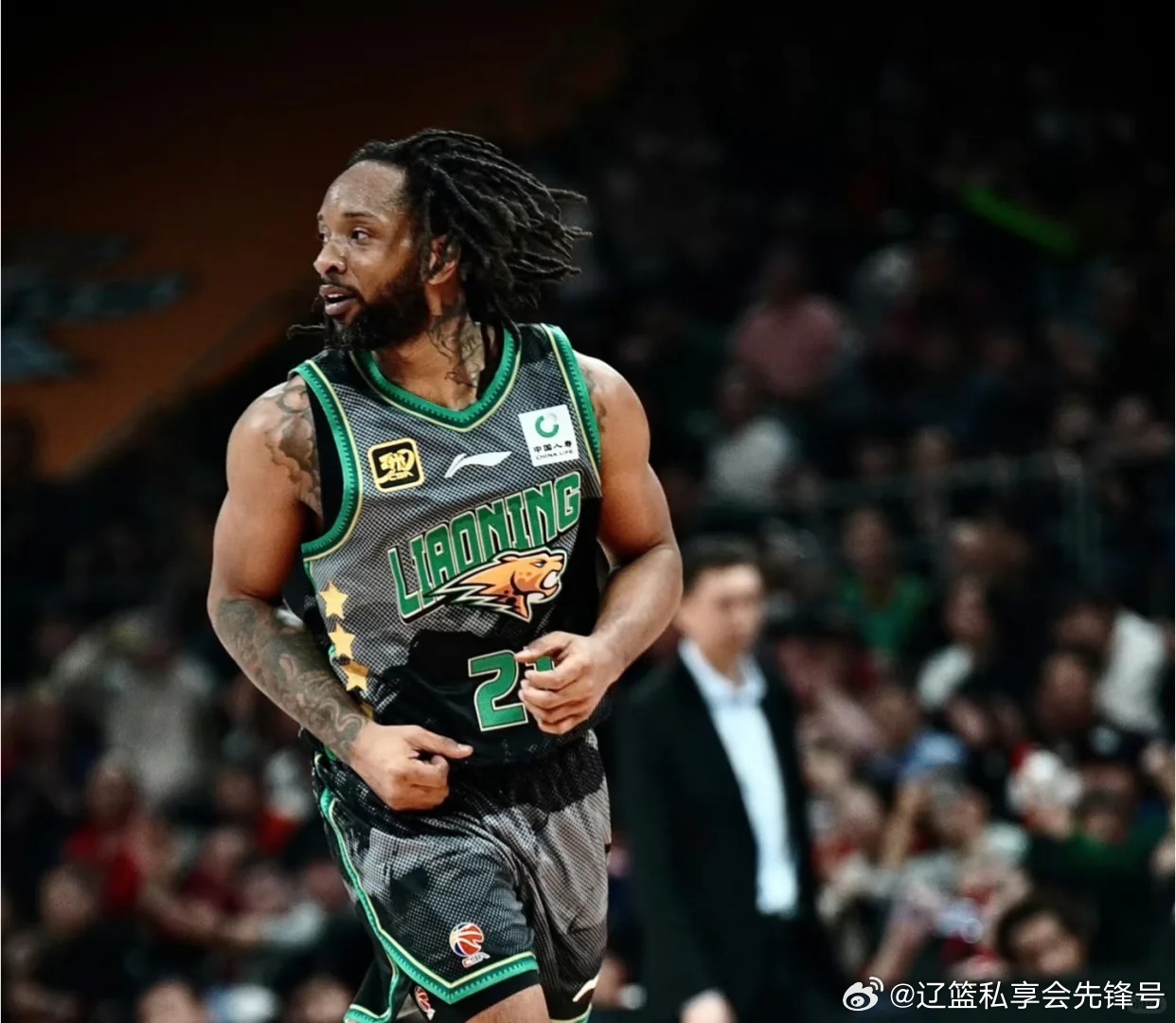 北京时间4月3日19:35，CBA常规赛第34轮焦点卡位战正式上演，辽宁男篮客场