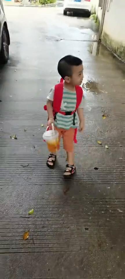 耶，耶，耶，耶，哈哈。