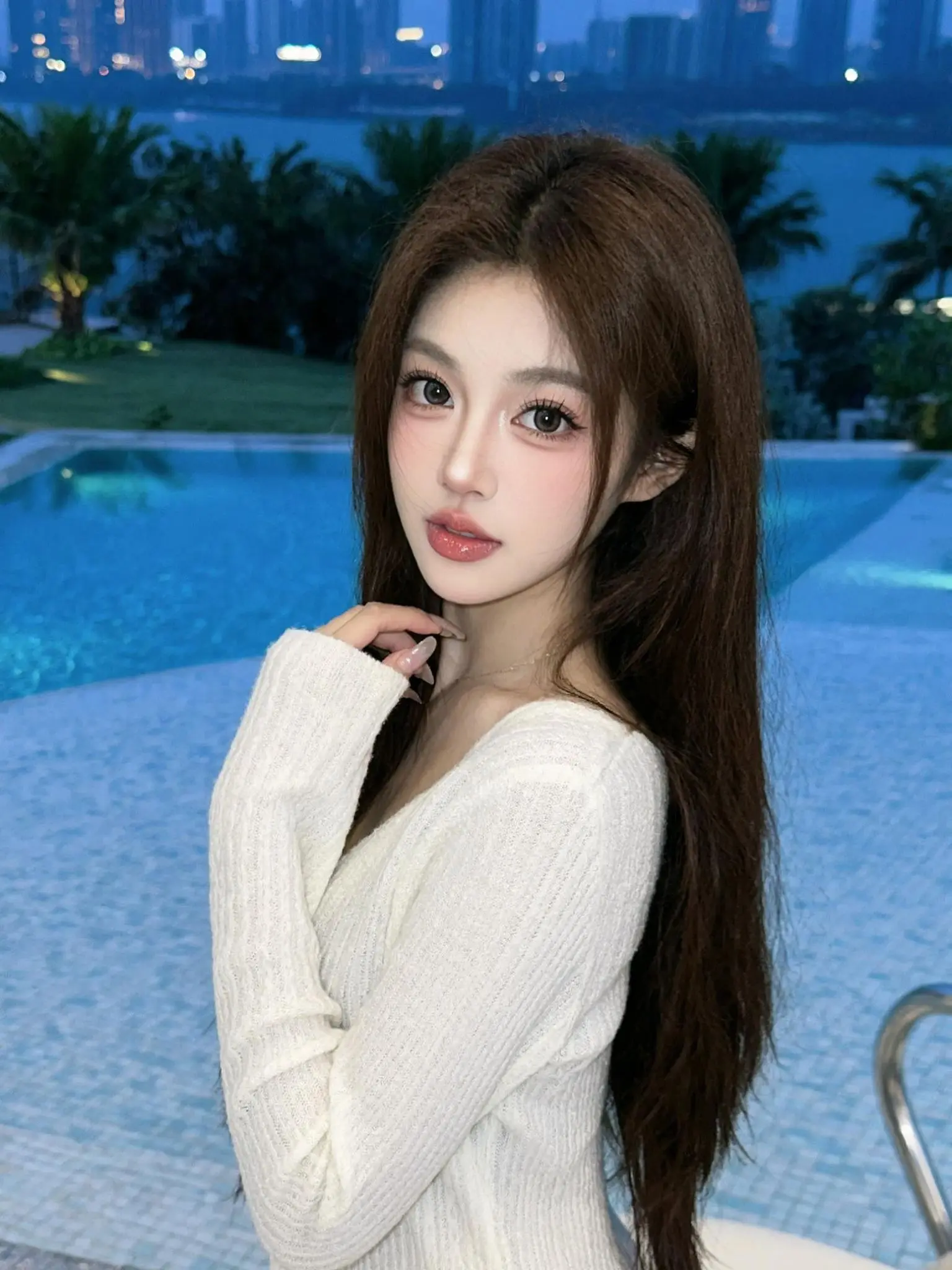 AI泳池柔光照 随变ai随便玩 随变一拍都很夯 玩法合伙人计划