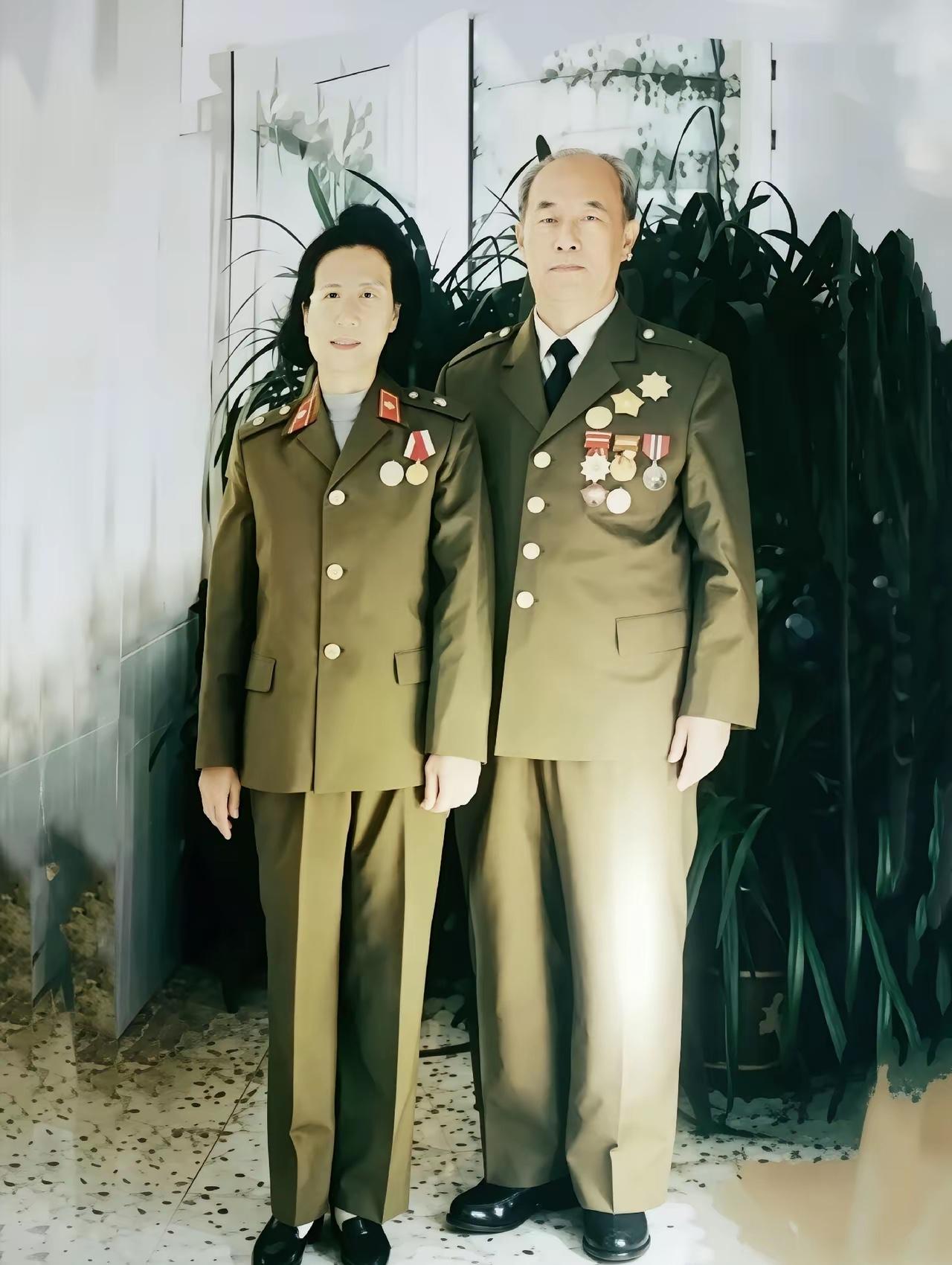 董占林，15岁投身八路军，1944年加入中国共产党，戎马半生，1980年至199