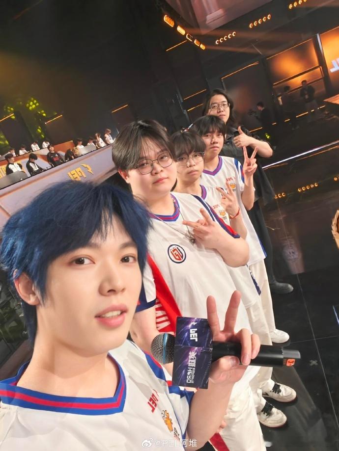 LGD赛点制首冠一整个激动起来了，而且还是我们改了新规则以后，全新的赛点制加分下