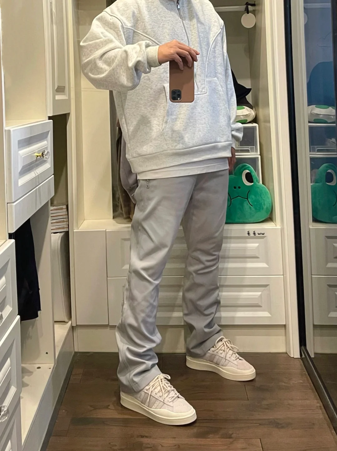 低饱和度｜灰色系穿搭