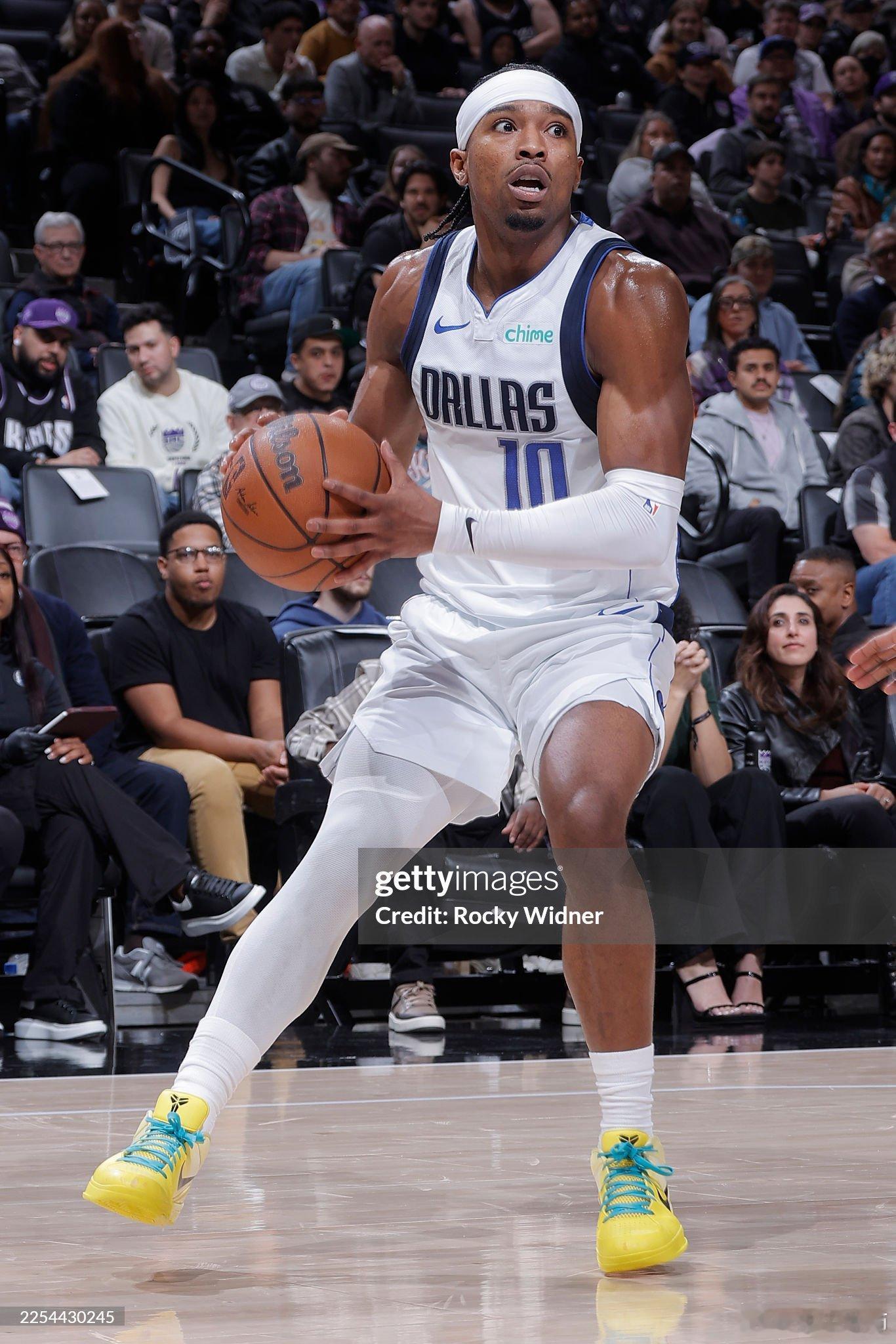 MFFL 今天布兰登·威廉姆斯得到18分2篮板2助攻2抢断，投篮13投7中，三分