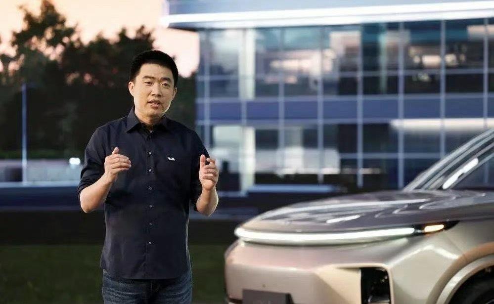 李想年薪6.39亿在造车新势力企业中，作为2024年的新势力销冠，理想汽车董事长