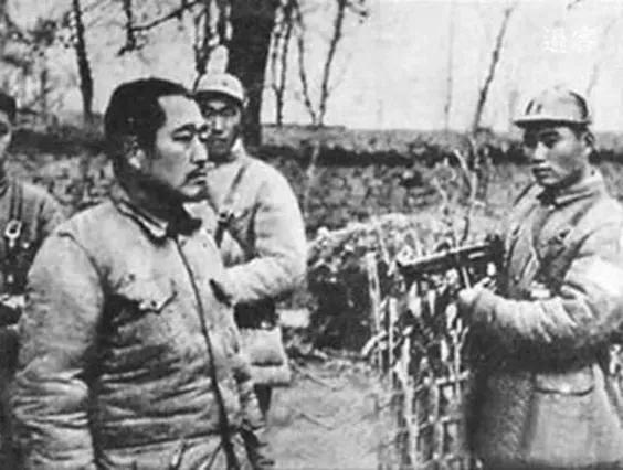 1959年12月4日，杜聿明接到了最高人民法院特赦通知书，获得特赦。12月13日
