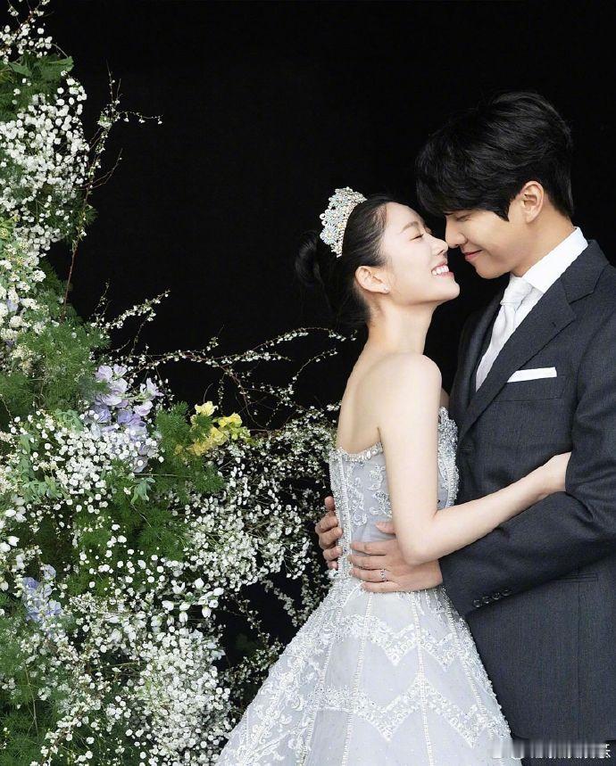 李昇基李多寅官宣二胎李昇基方回应二胎 据报道，李昇基妻子李多寅已怀上二胎，孕期约