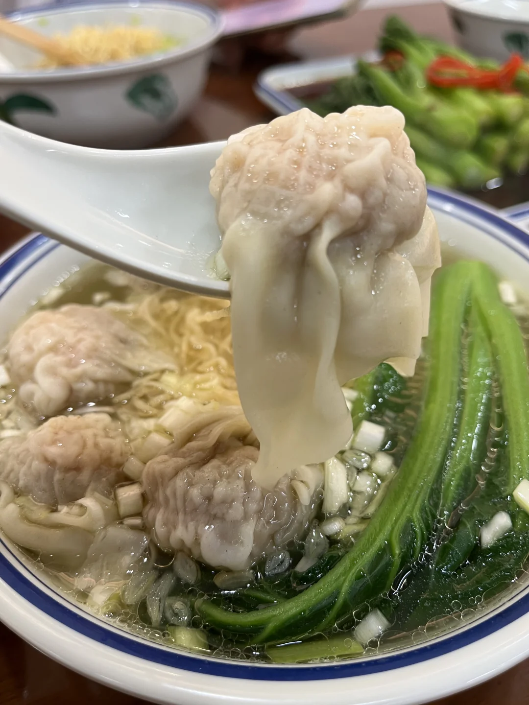 云吞面在武汉，汤鲜面劲云吞靓