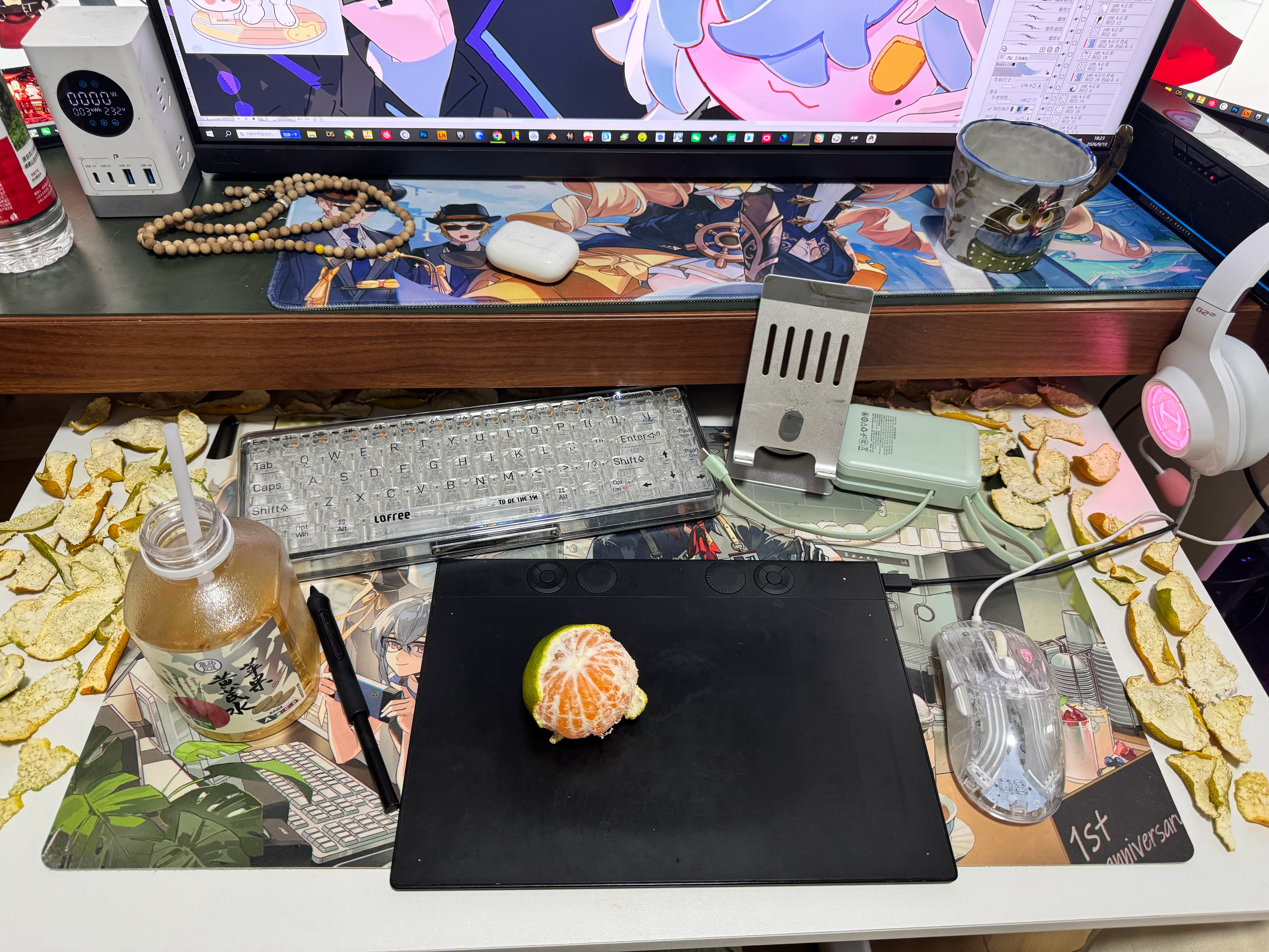 为了驱猫只能在桌子上晒陈皮了，现在肥猫都绕着我书桌走了[阴险] ​​​