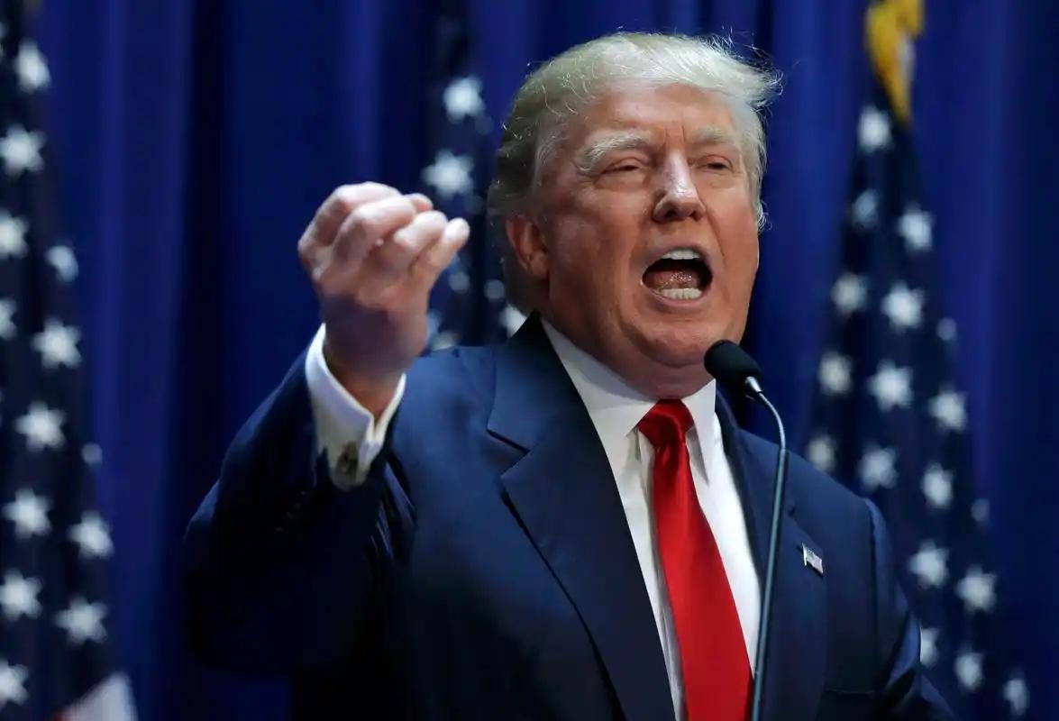 世人总是爱幻想，觉得特朗普不当选下届总统，这个世界总会变得好些，其实，美国再换个