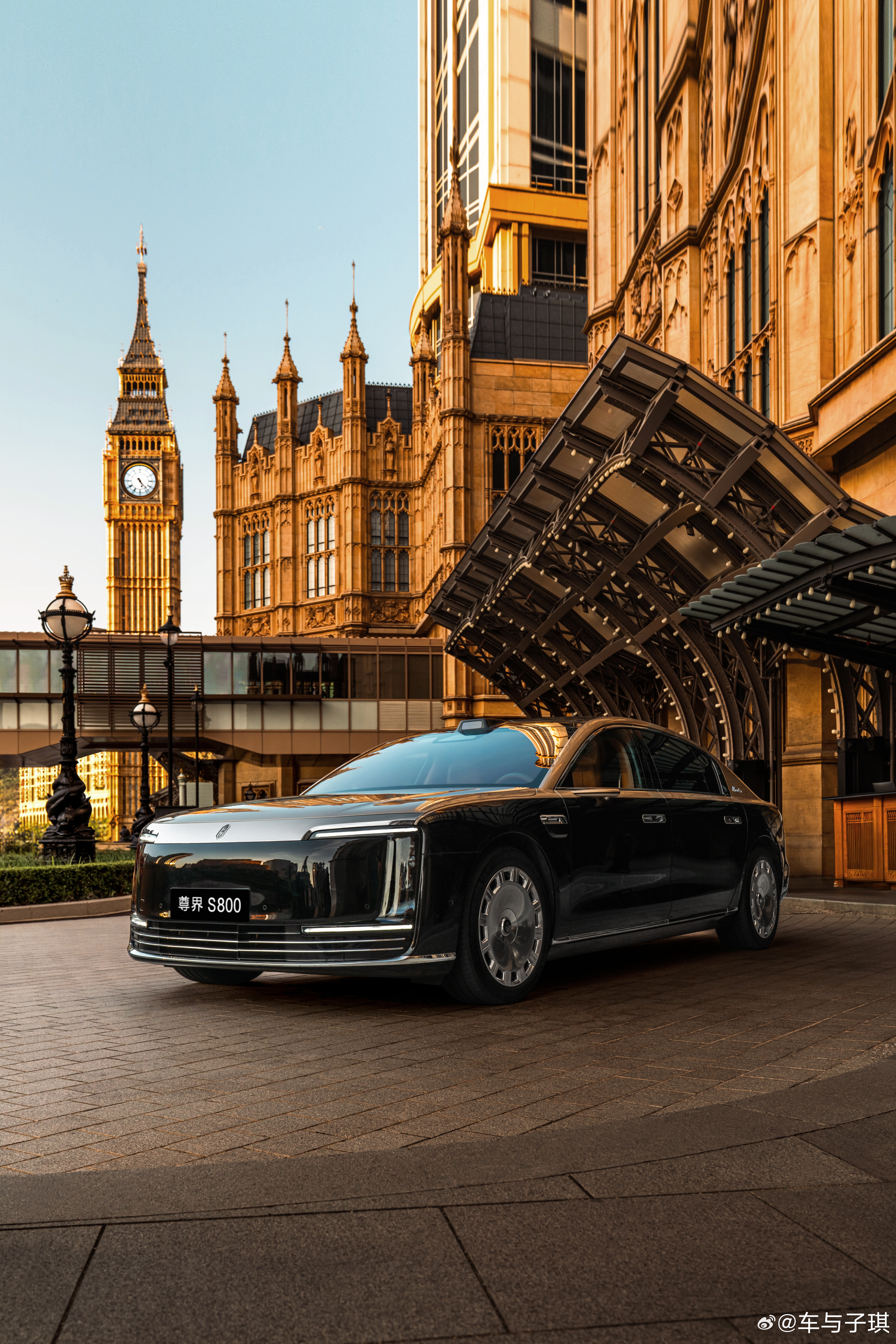 今年企业家圈层流行啥车  大佬们年底活动座驾全换了 年底盛典里，尊界 S800 