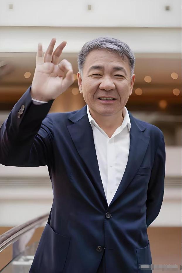 郑晓龙啊，你这回指导的藏海传拿白玉兰提名可真是超出所有人预期了。
白玉兰历来偏爱