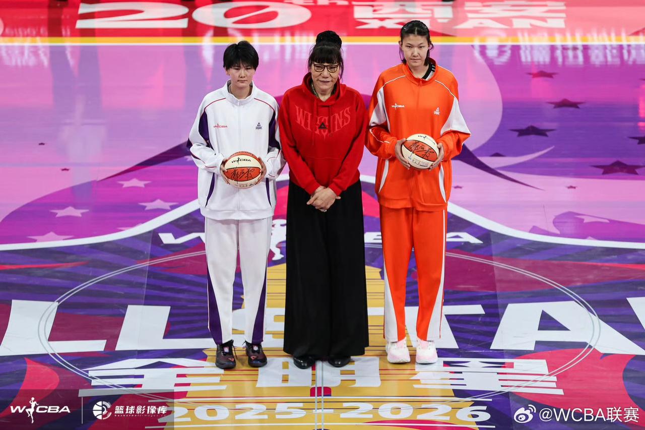 昨晚给出为何中国女篮外线青黄不接的原因

我想只要看完昨晚WCBA的星锐赛的，应