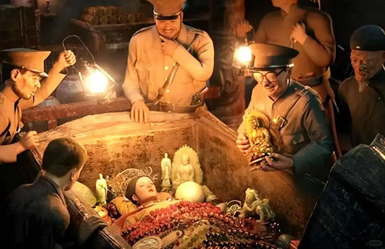 孙殿英当年在清西陵盗窃了多少东西？