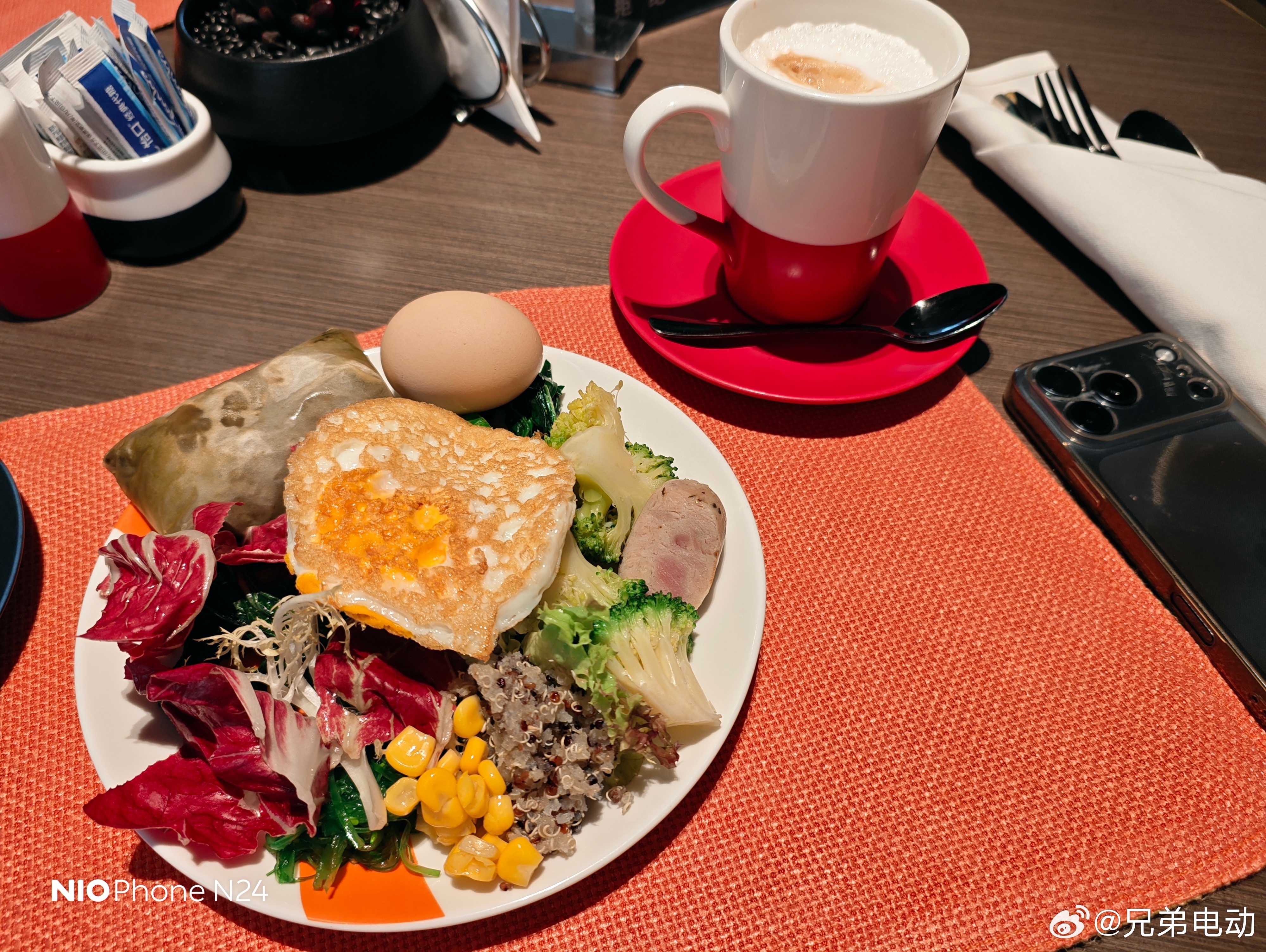 我这早餐也不知道有多少糖 