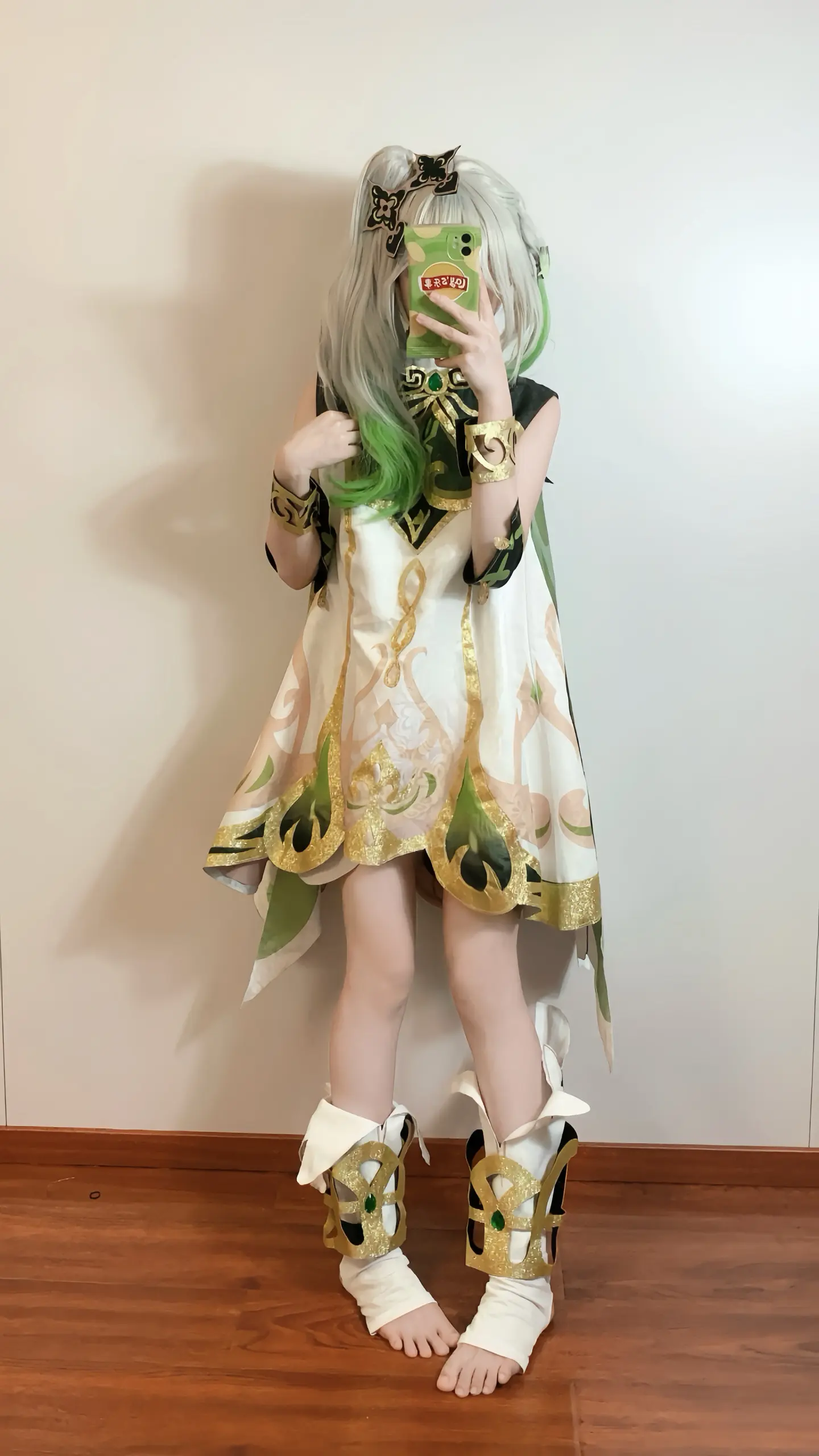 今天心情不好 生人一巴掌熟人更是两巴掌