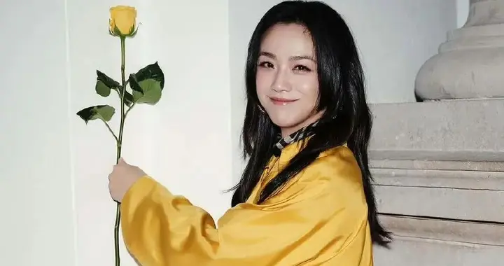 演员汤唯，官宣喜讯！