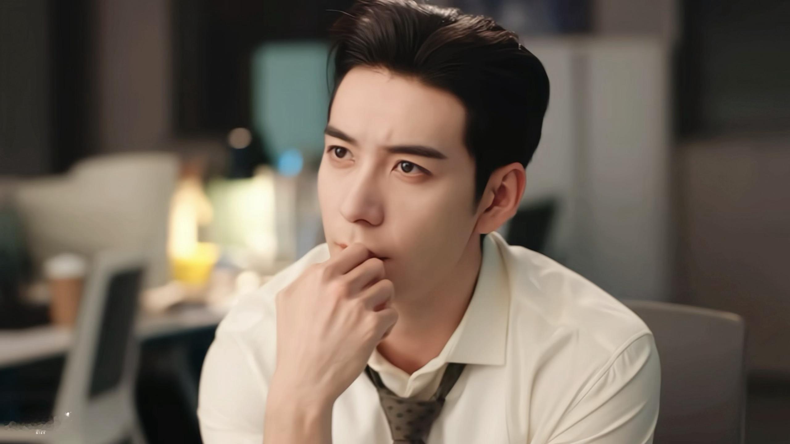 认真工作的总裁好性感吧🥵·陈星旭 突然的喜欢 