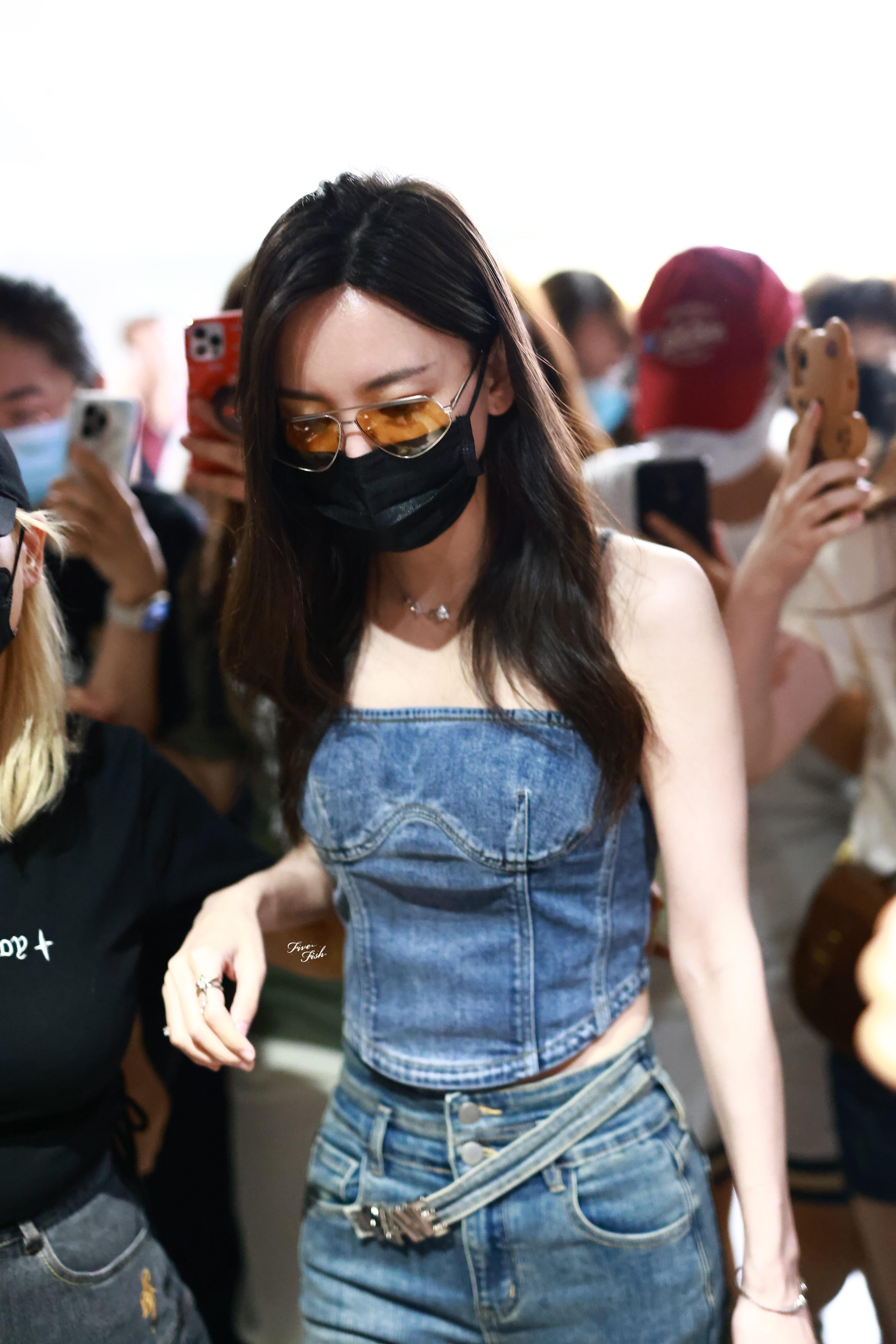 于文文[超话]  ｜于文文1107生日快乐 在角落里看你发光发热，我的大明星[心